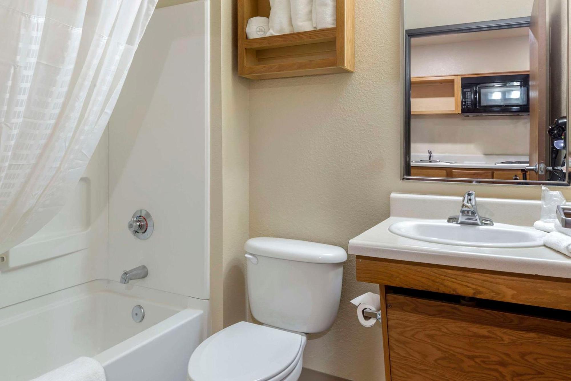 WoodSpring Suites Raleigh Garner Edmondson Exterior foto